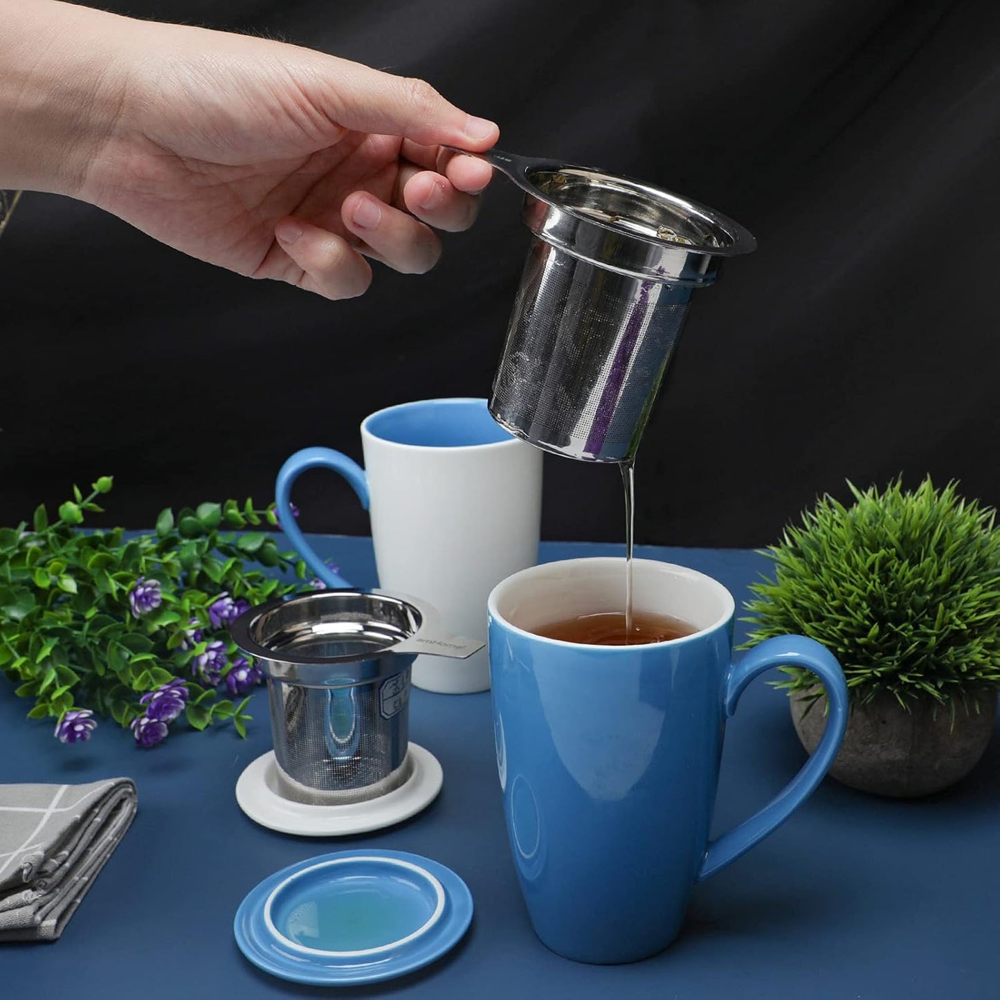 amhomel Porcelain Tea Mug with Infuser and Lid, 16 Ounce Ceramic Tea Cup for Loose Leaf, Coffee, Cocoa and Milk, Tea Gift for Tea Lovers